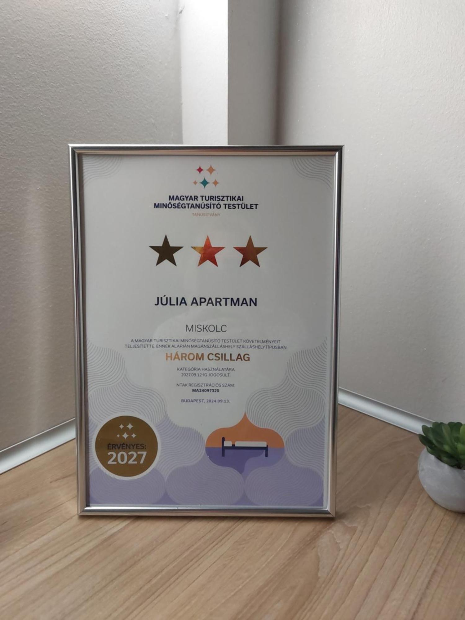 Julia Apartman มิชโคลซ์ ภายนอก รูปภาพ